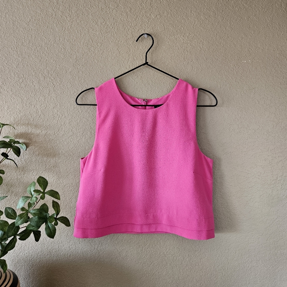 Banana Republic Cropped Shirt, Size 6 | Fuchsia
